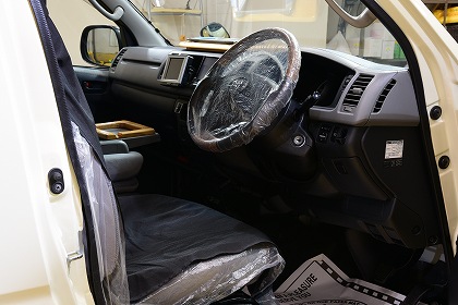 トヨタ ハイエース改 キャンピング /コーティング